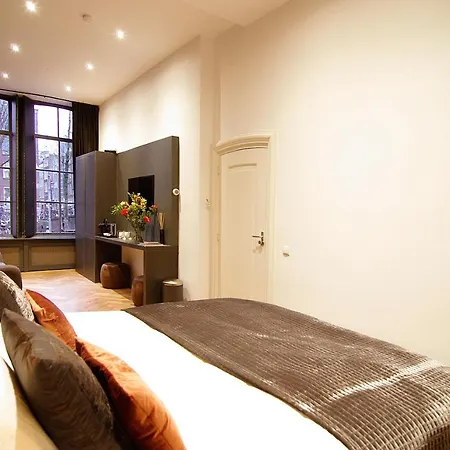 New! 2024 - The Canal Bridge Bed & Breakfast