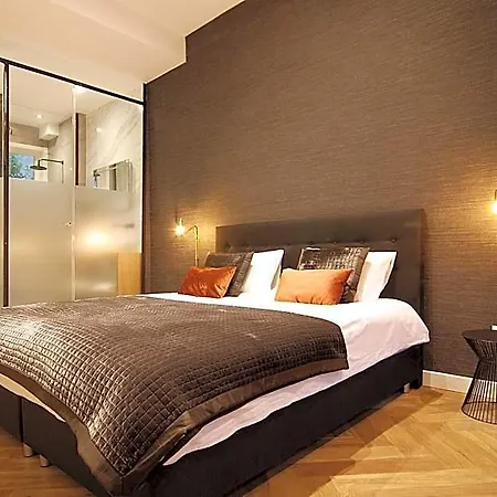 New! 2024 - The Canal Bridge 3* Amsterdam
