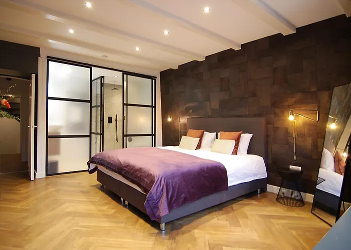 New! 2024 - The Canal Bridge Амстердам