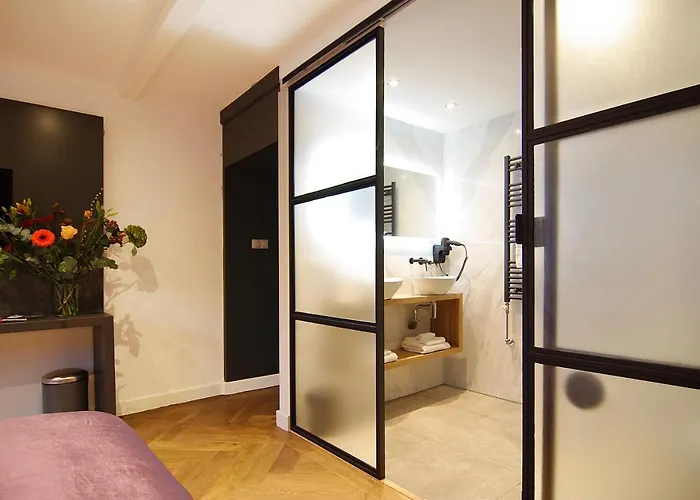 Bed & Breakfast New! 2024 - The Canal Bridge Amsterdam