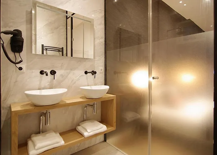 Bed & Breakfast New! 2024 - The Canal Bridge Amsterdam