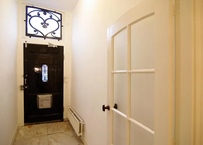 New! 2024 - The Canal Bridge 3* Amsterdam