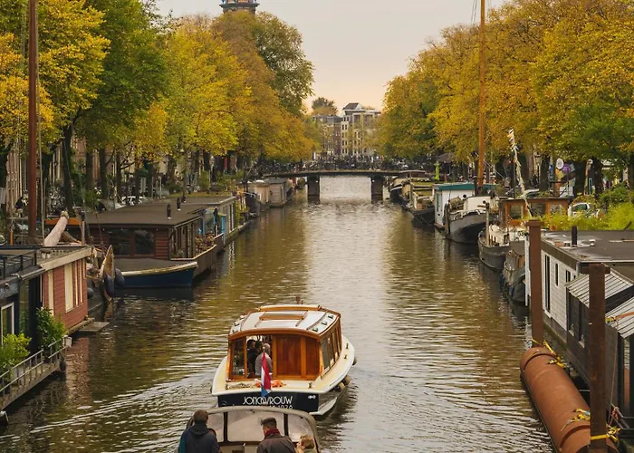 Bed & Breakfast New! 2024 - The Canal Bridge